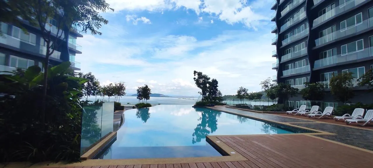 Holiday home Infinite Seaview With Penang Bridge Suite With Sunrise Up To 11 Person Bayan Lepas