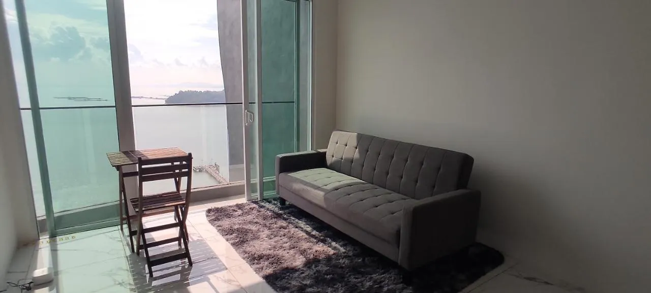 Infinite Seaview With Penang Bridge Suite With Sunrise Up To 11 Person Bayan Lepas Holiday home