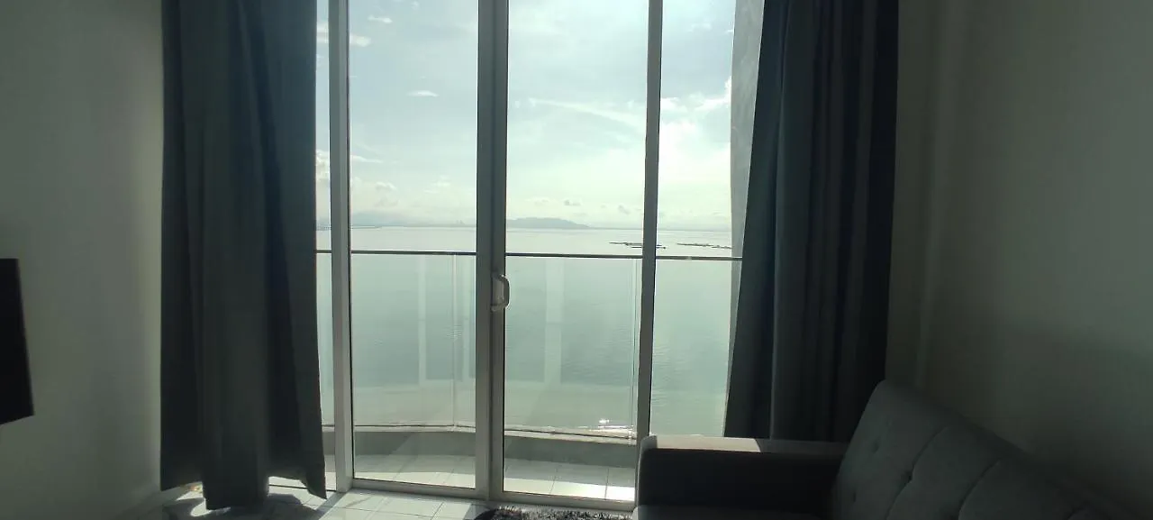 Infinite Seaview With Penang Bridge Suite With Sunrise Up To 11 Person Bayan Lepas Holiday home