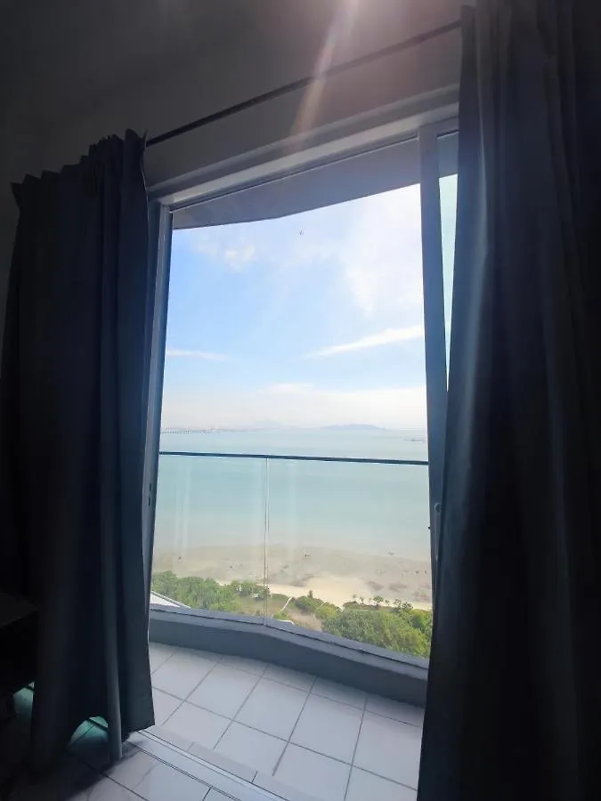 Infinite Seaview With Penang Bridge Suite With Sunrise Up To 11 Person Bayan Lepas Holiday home